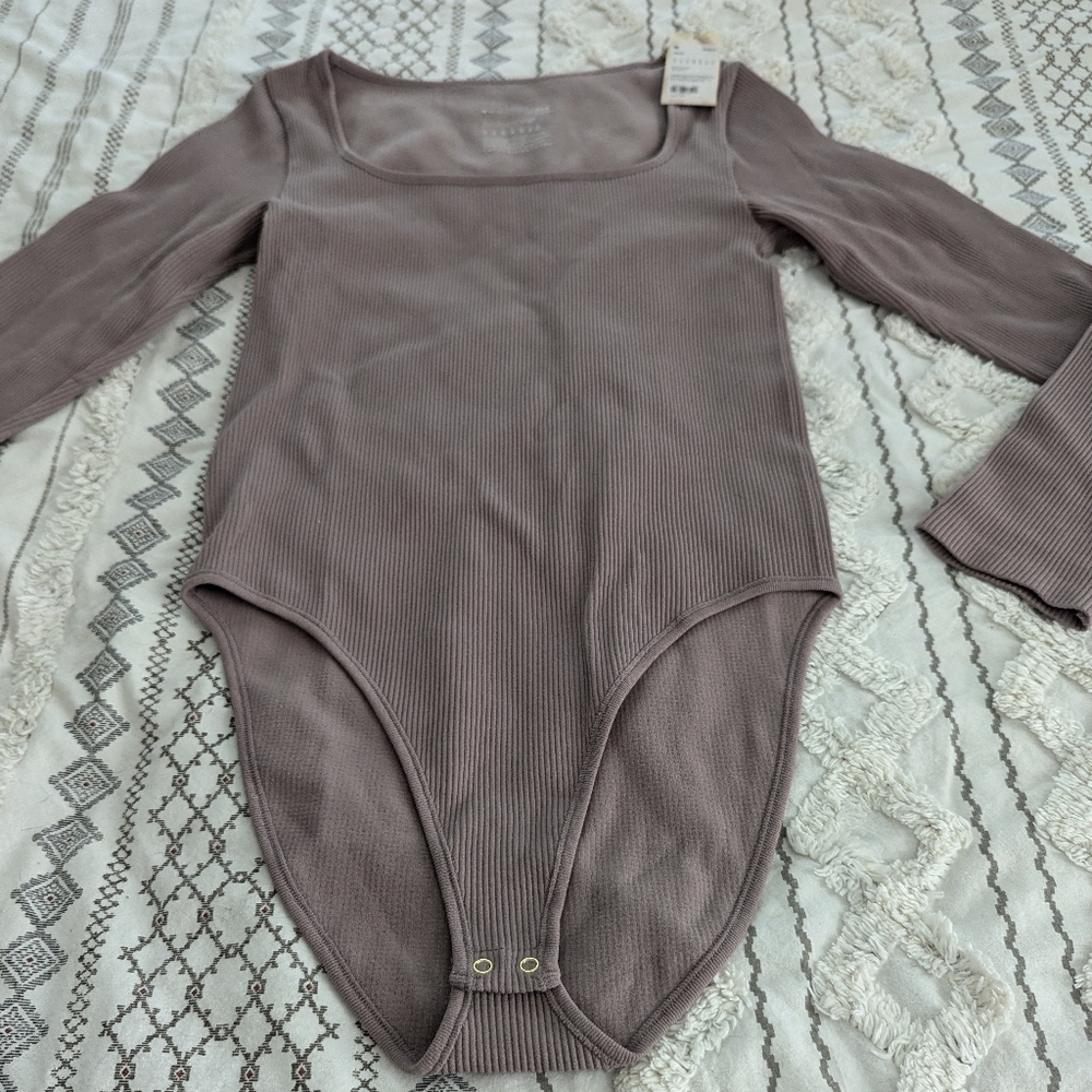NWT Inlyric Ribbed Bodysuit - Picture 5 of 10